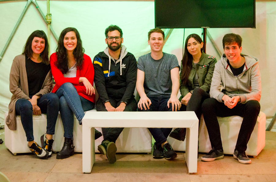 EL EQUIPO. Sus seis integrantes se vinculan con referentes culturales y periodistas para generar contenidos.